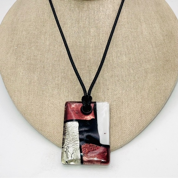 Striking Artisan Handcrafted Fused Glass Pendant Necklace - Picture 7 of 12